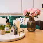 Velvet Nest Cosy Retrite By Open House