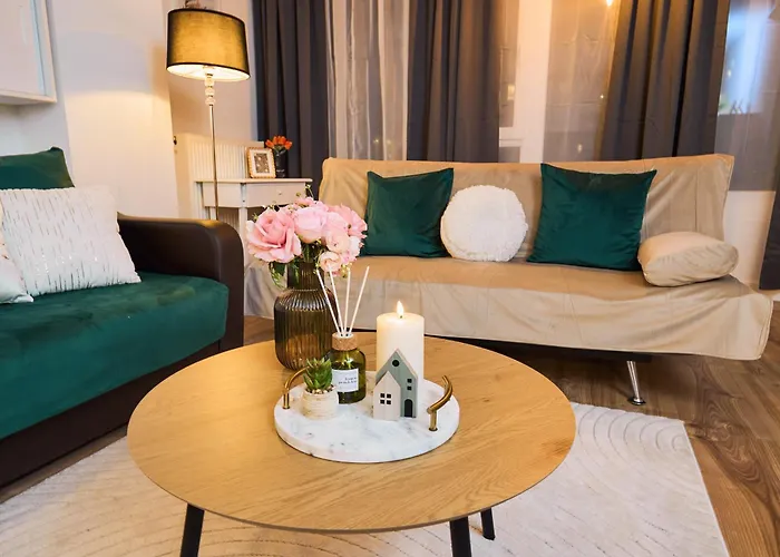 Velvet Nest Cosy Retrite By Open House Apartman