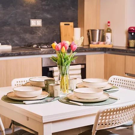 아파트 Velvet Nest Cosy Retrite By Open House